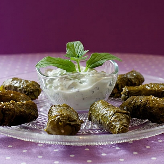 VINE LEAVES WITH BULGUR & MINT